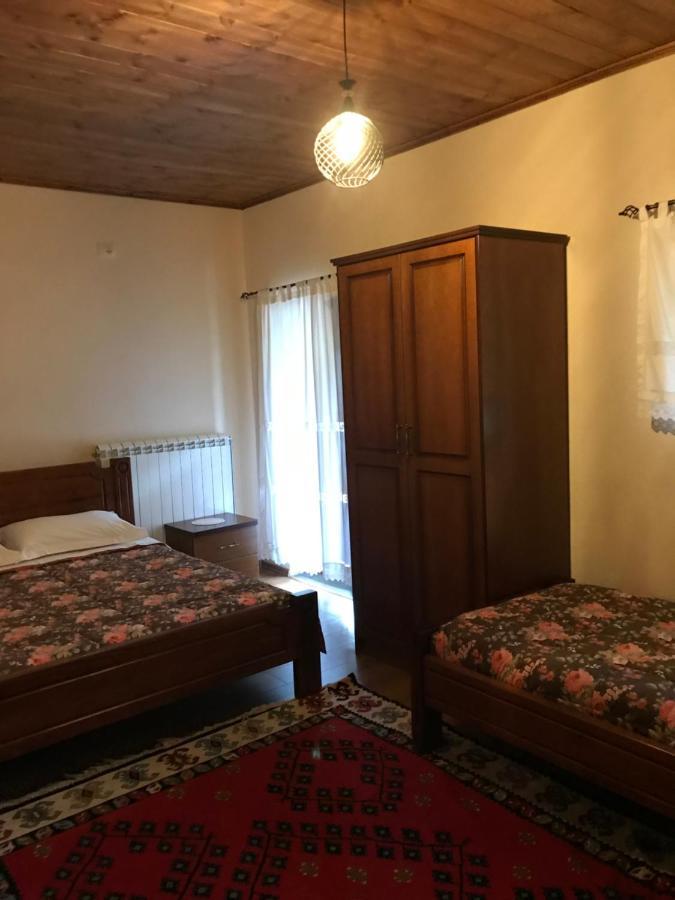 Bujtina Hader Xhebro Tepelene Exterior foto