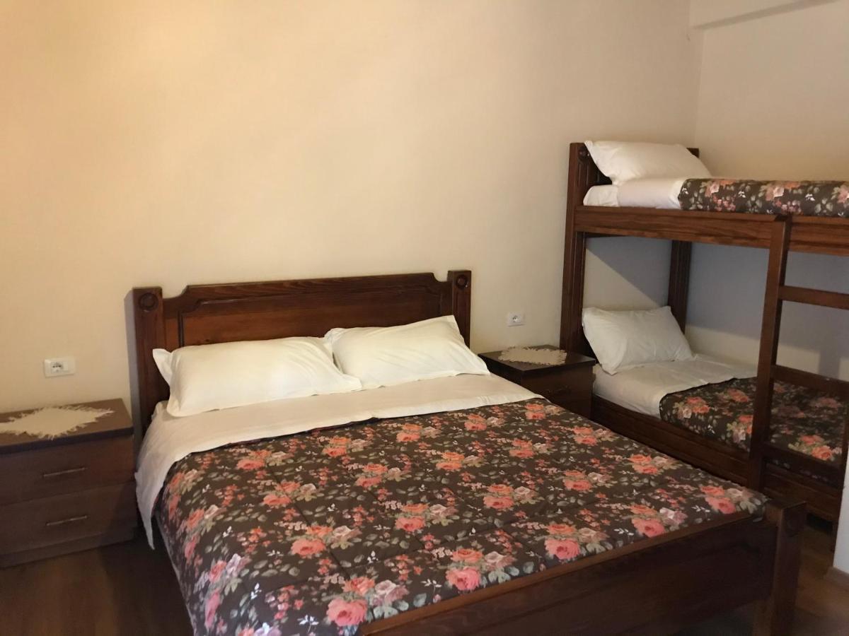 Bujtina Hader Xhebro Tepelene Exterior foto